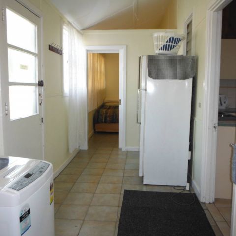 Twin Shack A_19 Aug 2012_12