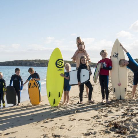 Surfing, Marion Bay_27915