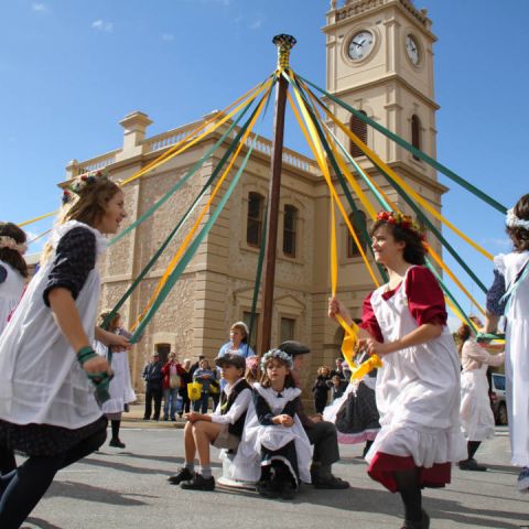 Maypole dancing, Kernewek Lowender Copper Coast Cornish Festival_28739
