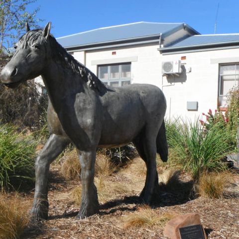 Clydesdale Cottage_17 April 2012_ (2)
