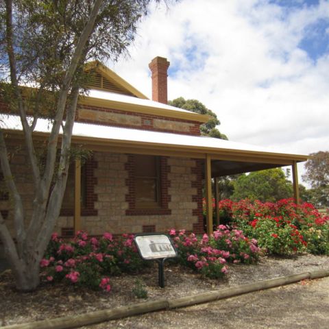 Clydesdale Cottage_23 Nov 2011_ (10)