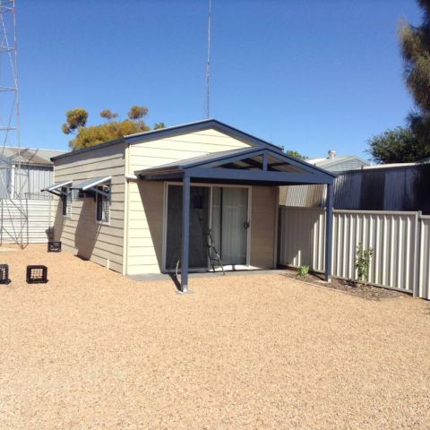 Hurtles_4 May 2015_03