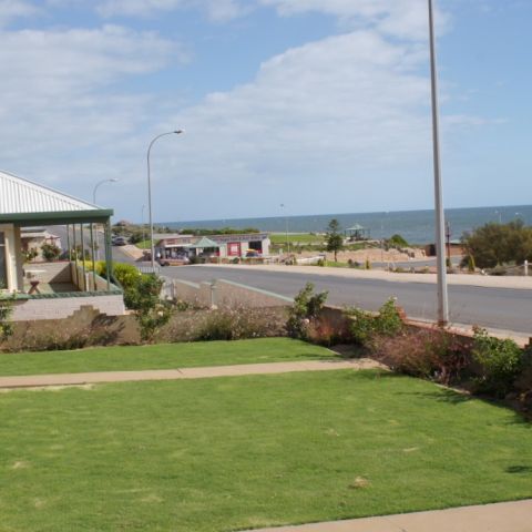 Sea Crest_22 Aug 2010_01